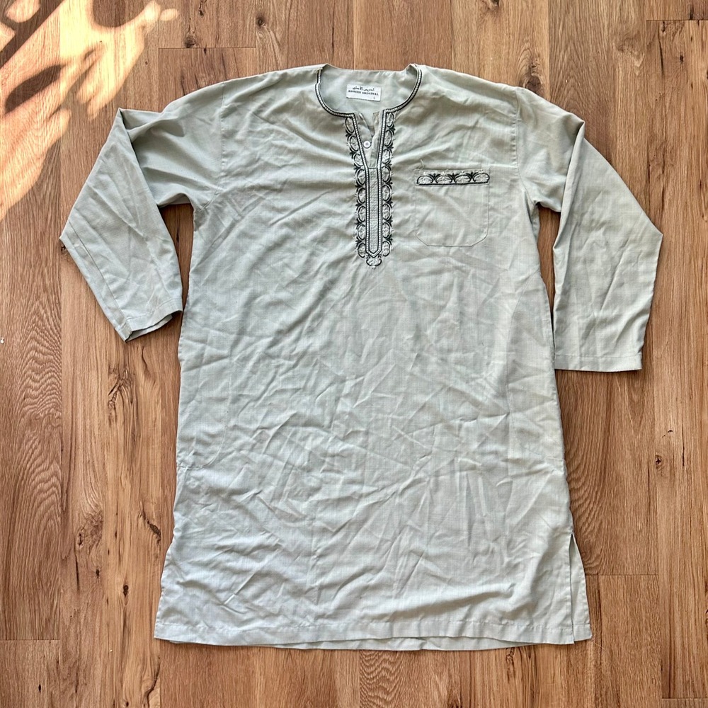 Adrees Original Mens Long Sleeve Embroidered Thobe Tunic Sage‎ Green Size L